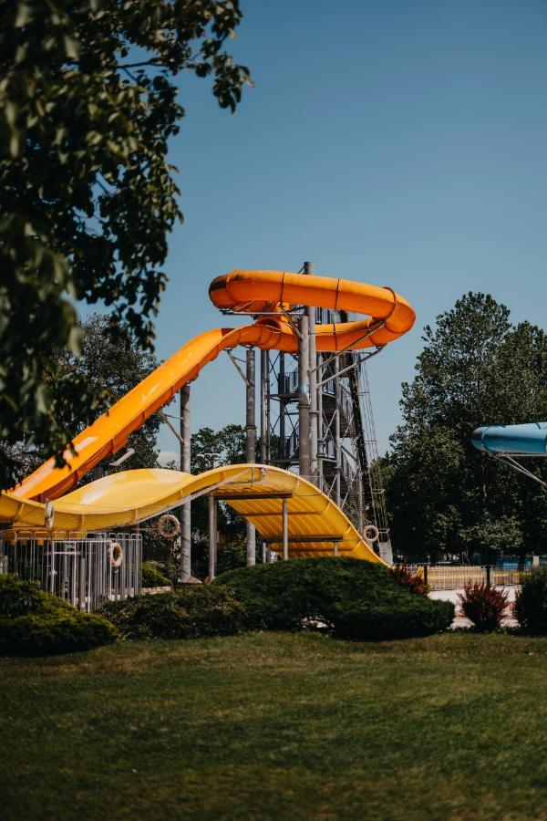 Terme Village - Mobile Homes Чатеж-об-Сави Экстерьер фото