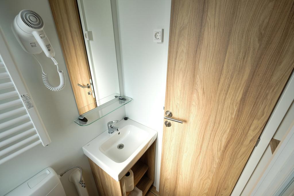 Terme Village - Mobile Homes Чатеж-об-Сави Экстерьер фото